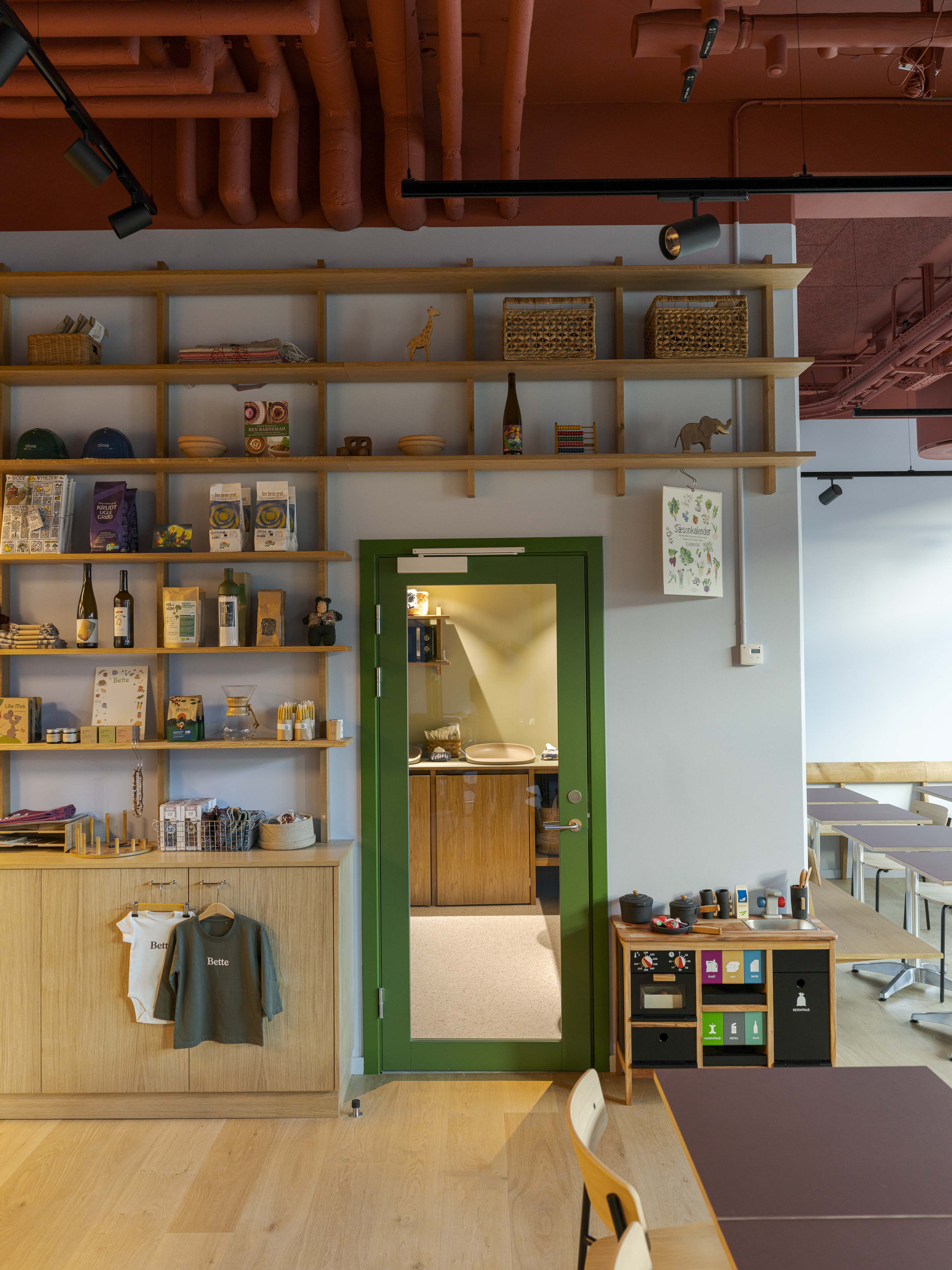 Indretningen på Bette Café i Carlsberg Byen